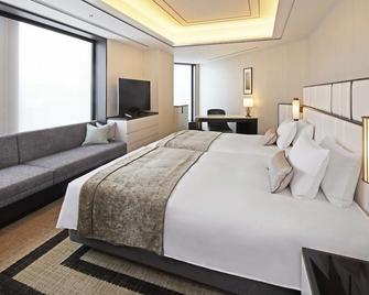 Koko Hotel Premier Nihonbashi Hamacho - Tokyo - Bedroom