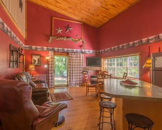 Watauga River Cabins Sycamore Cabin - Johnson City - Living room