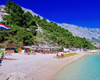 Apartments Pezo - Baška Voda - Strand
