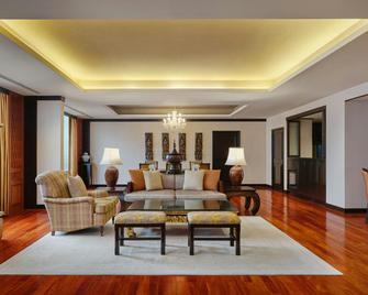 Jubilee Prestige Hotel Ratchadapisek - Bangkok - Living room