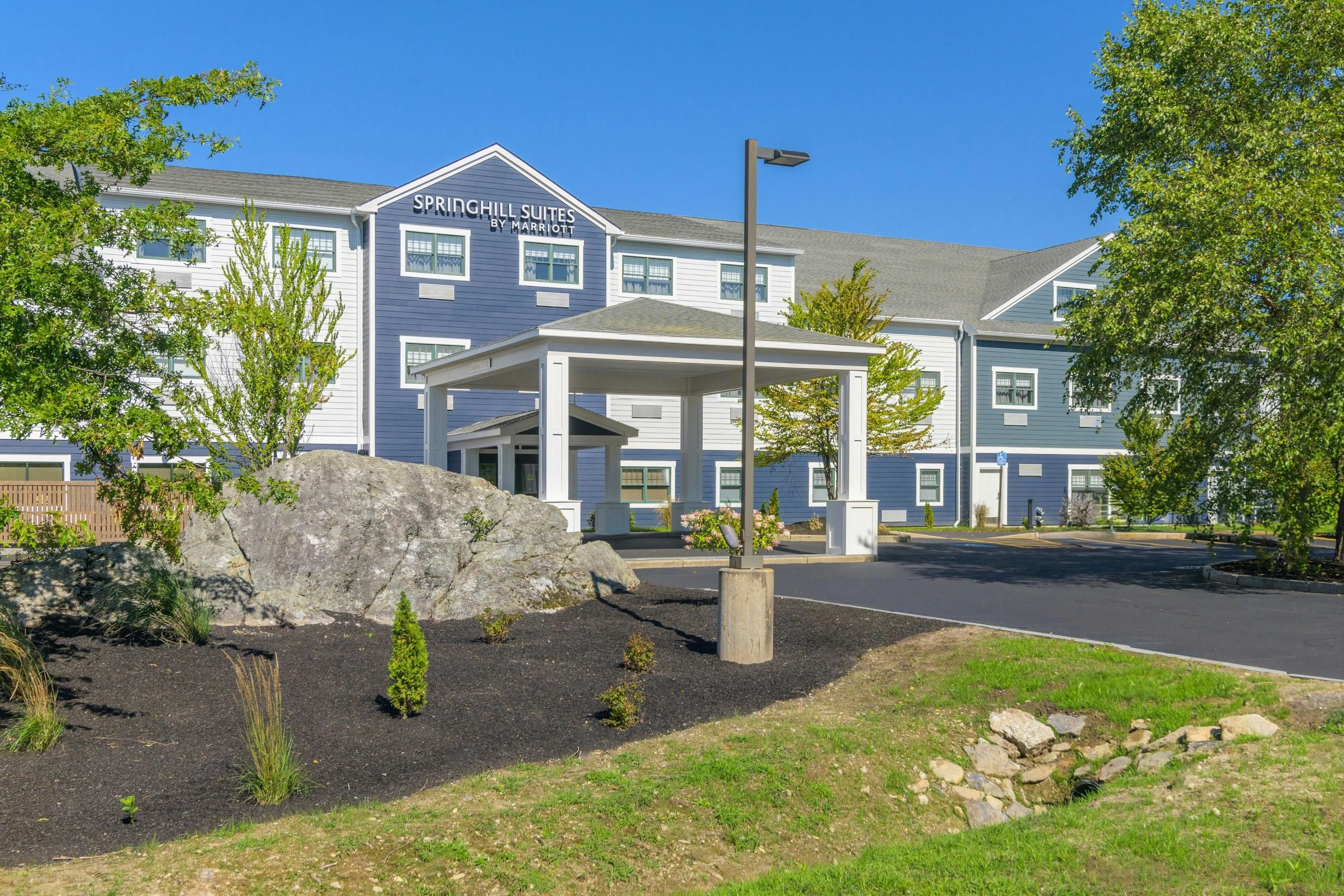 SpringHill Suites by Marriott Freeport Brunswick - Freeport - Gebäude