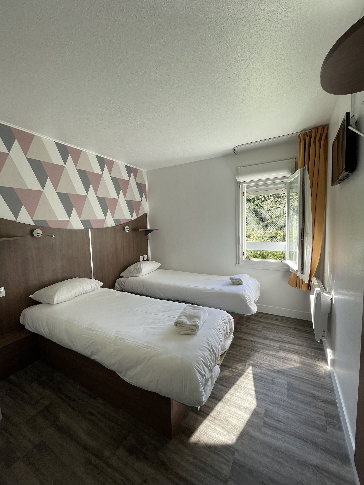 Kyriad Direct Rouen Sud - Val de Reuil - Val-de-Reuil - Bedroom