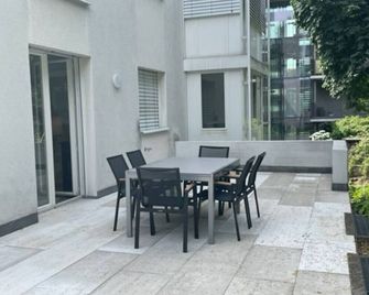 Fantastic 2 BD flat - Duke1 - ציריך - פטיו