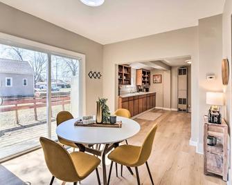 Sunny Superior Home - Swim, Hike, & Explore! - Superior - Dining room