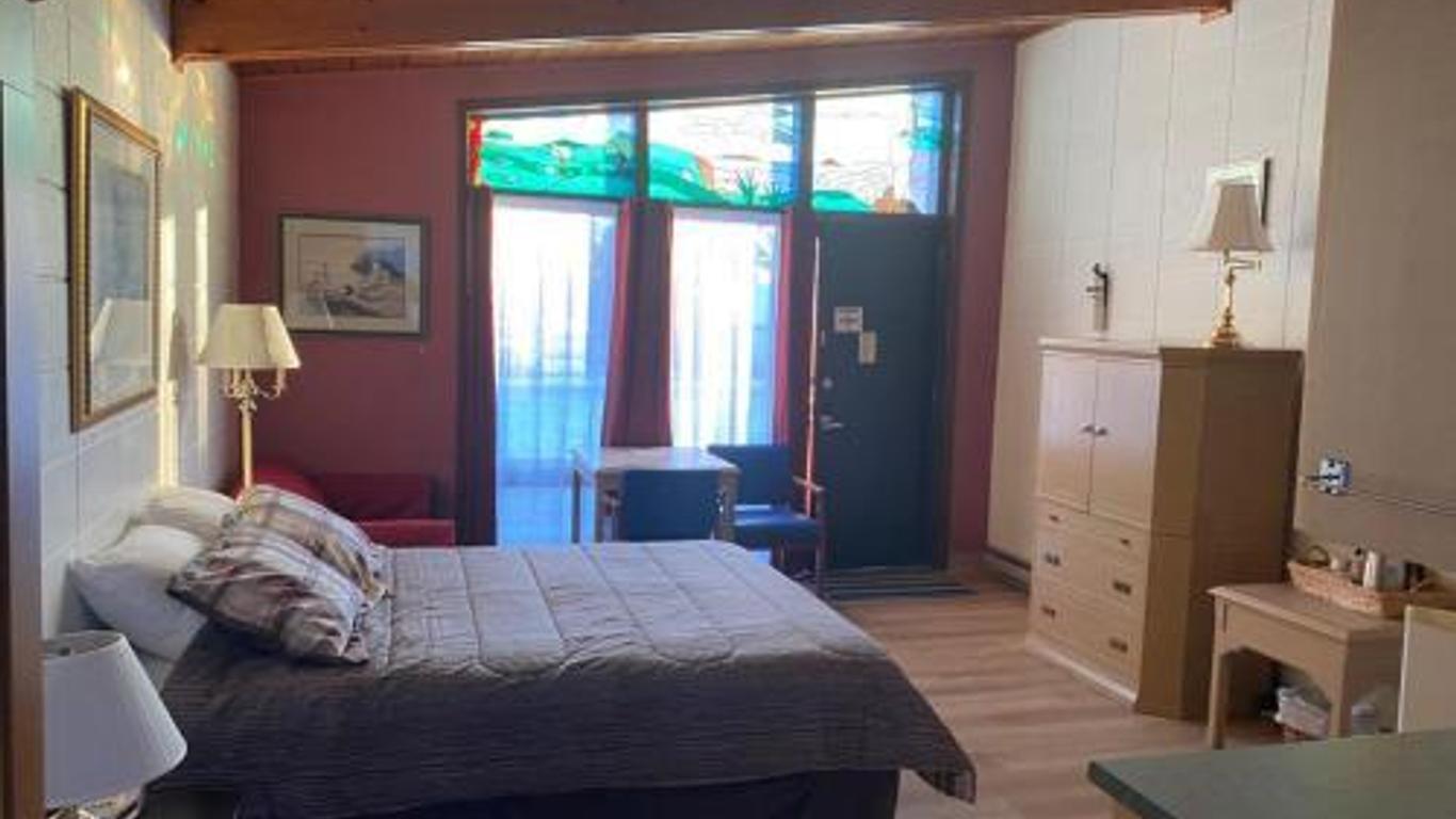 Huron Sands Motel And Restaurant