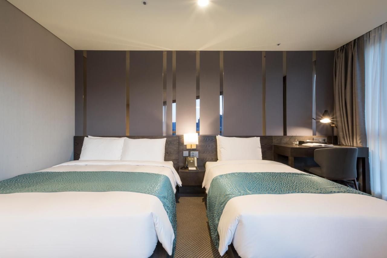 Centum Premier Hotel