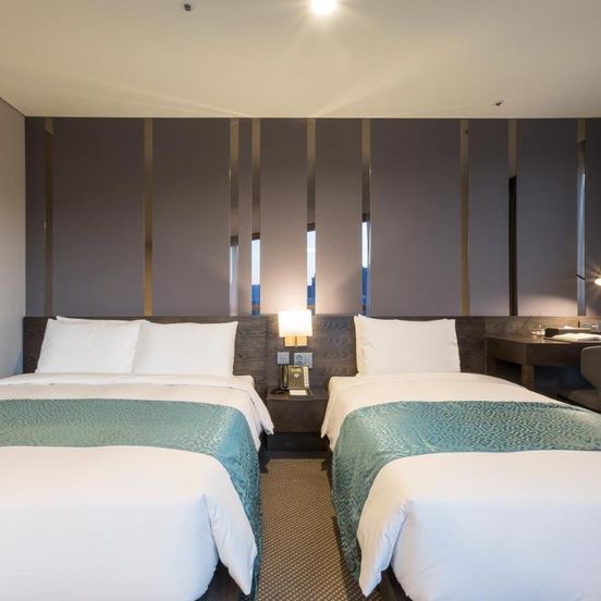 Centum Premier Hotel image 1