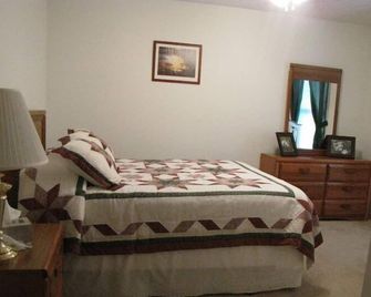 Apple Blossom in Beautiful Western North Carolina with WiFi - Candler - Makuuhuone