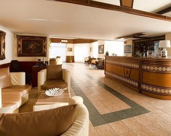 Hotel Scacciapensieri - Nettuno - Hall d’entrée