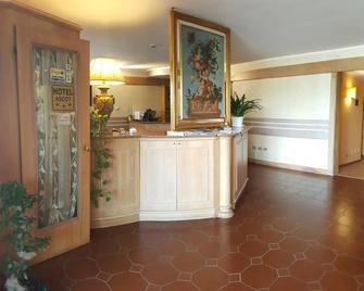 Hotel Ascot - Binasco - Recepce