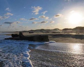 Kizingo Beach Eco Lodge - Lamu