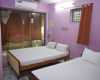 Parisha Residency- Temple Side Hotel - Chidambaram