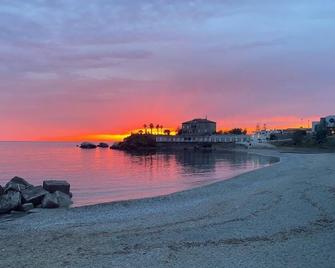 La Risacca Relais - Belvedere Marittimo - Spiaggia