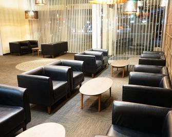 Hotel Areaone Miyazaki City - מיאזאקי - טרקלין
