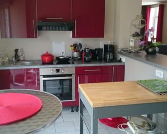 Charming Country Cottage in Liessies with Garden and Parking - Liessies - Cocina