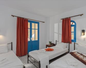 Palm Bay Hotel - Sisi - Bedroom
