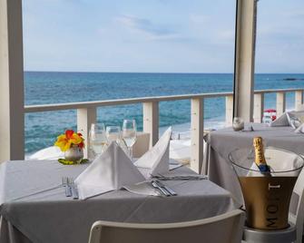 Sentido Michelizia Tropea Resort - Tropea - Ristorante