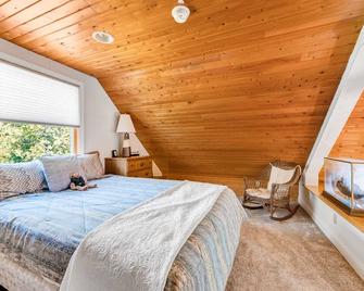 Lakeside Cottage - Davis Pond, Guilford, Me - Moosehead Lake Area - Guilford - Habitación