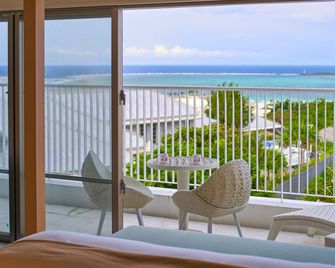 Royal View Hotel Churaumi - Motobu - Balkong