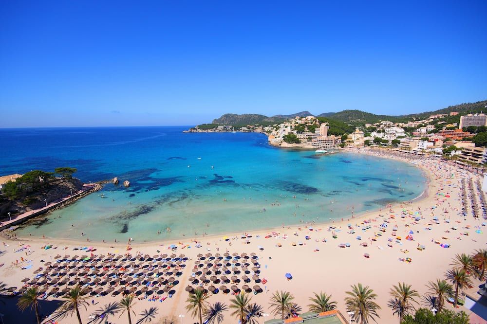 Valentin Somni Hotel & Suites