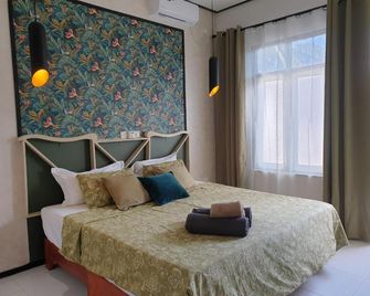 Chambao Maldives - Гурайдо