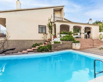 Mercedes by Interhome - San Jaime dels Domenys - Piscina