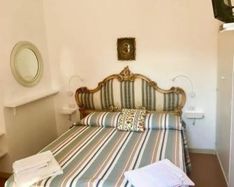La Panoramica Country House - San Benedetto del Tronto - Camera da letto