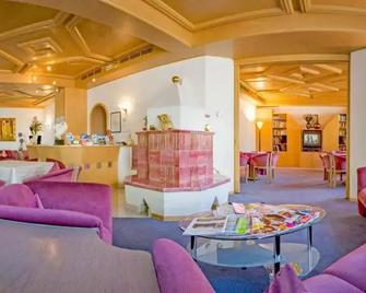 Hotel Garni Günther - Postal/Burgstall - Restaurante