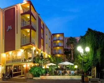Hotel Resort Marinella - Gabicce Mare - Bâtiment