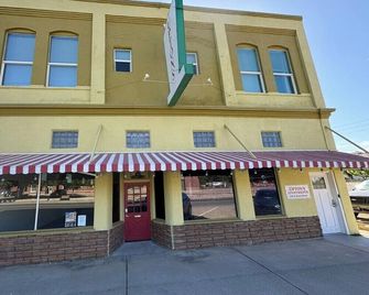 Historic Broad St Apt 8 in Upton’s Confectionery - Globe - Edificio