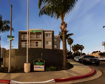 La Quinta Inn & Suites by Wyndham San Diego Mission Bay - San Diego - Edificio