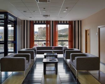 Hotel Naval Sestao - בילבאו - טרקלין