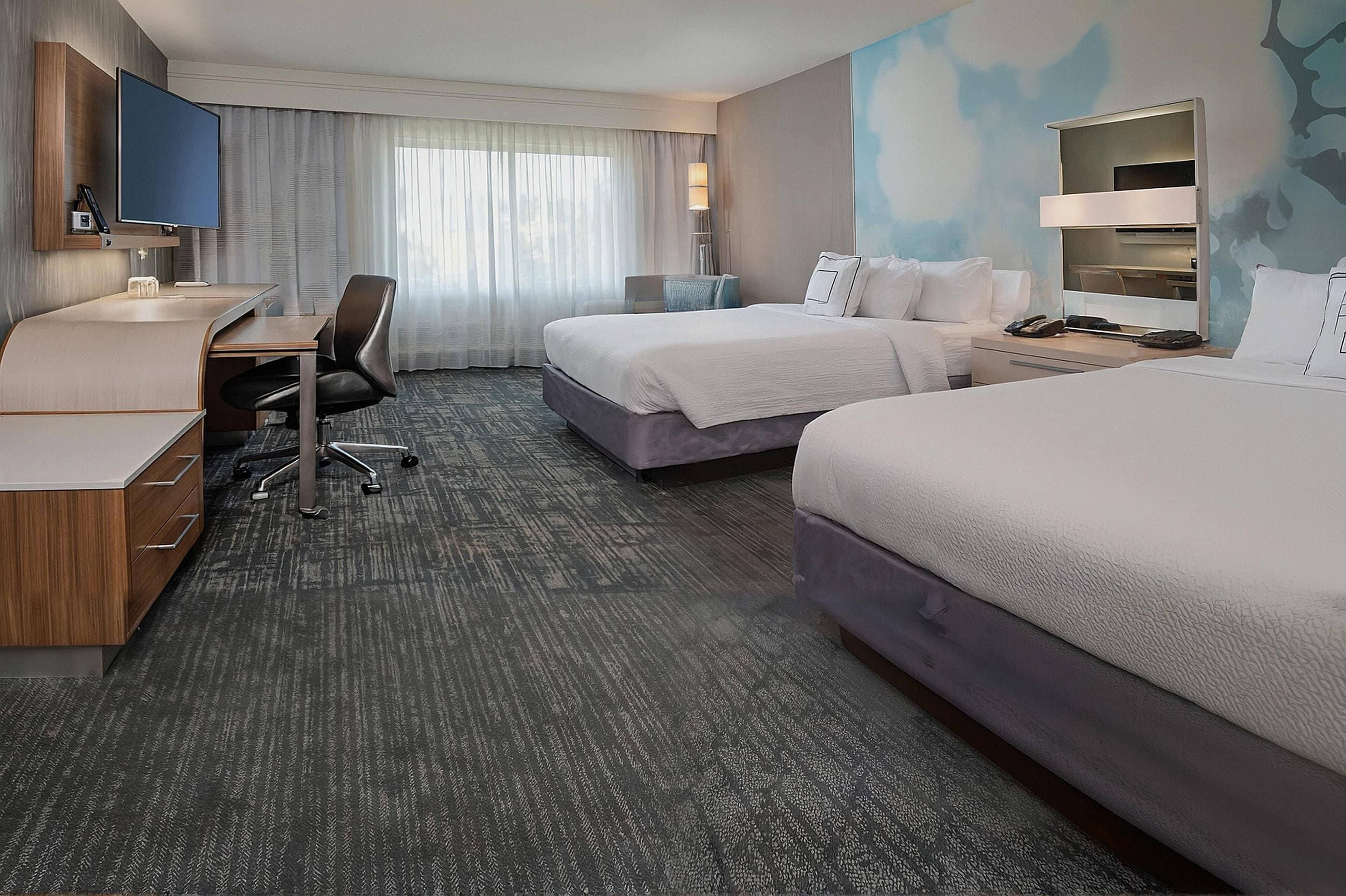 Comfort Inn & Suites Bethlehem Lehigh Valley Airport - Bethlehem - Habitación