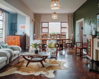 Harewood Lodge - East London