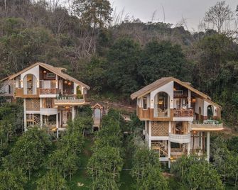 Akha Phamio - Mae Sai - Gebouw