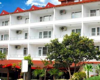 Green Moringa Termal Hotel - Termal - Budova