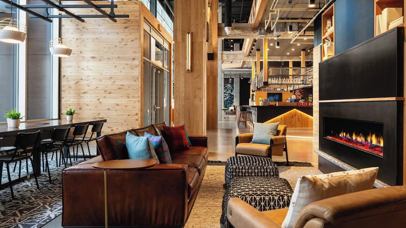 Moxy Minneapolis Downtown