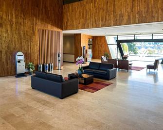Wyndham Quito Airport - Tababela - Lobby