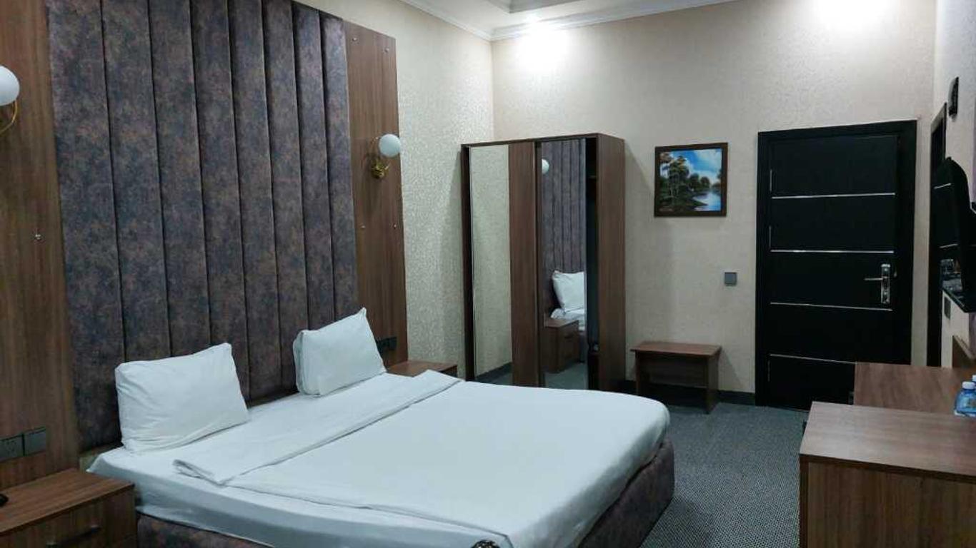 Sunrise Hotel Baku