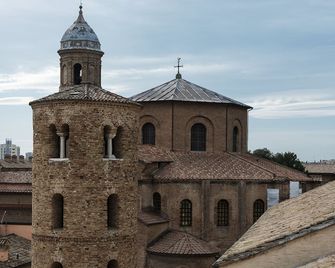 St. Vitale's Basilic View Elegant Apartm - Ravenna