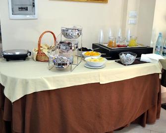 Esperia - Spotorno - Buffet