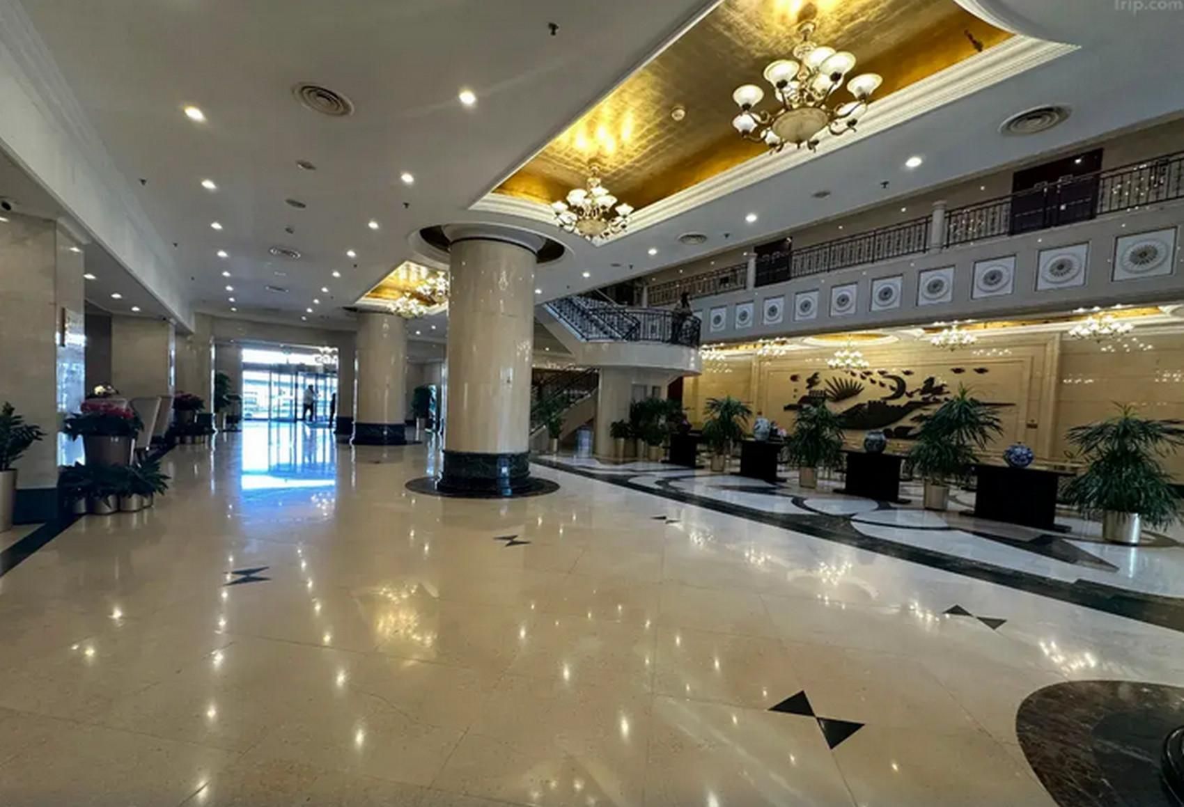 Foreign Experts Building