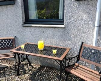 Braeside Innerleithen Apartment - Innerleithen - Patio