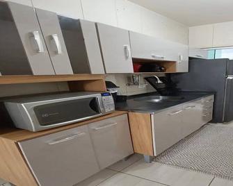 Aconchego e Conforto Para a Família! - Matinhos - Kitchen