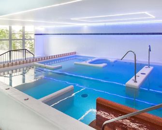 Hotel & Spa Dynastic - Benidorm - Pool