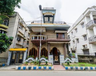 Hotel O Regency Guest House Near Tcs Gitobitan - Kolkata - Building