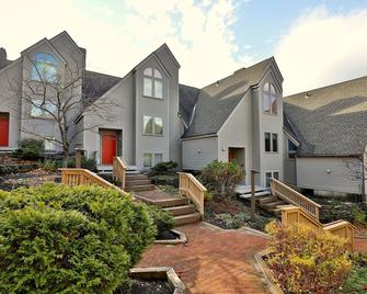 Fall Line Condos by Killington VR - Studios - Killington - Building