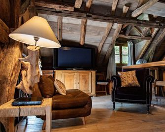 La Grange D'hannah - Gîte & Chambre D'hôtes de Charme - Orbey - Sala de estar