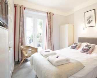 Sunrise Guest House - Bude - Servicio de la habitación