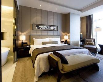 Lvdao International Hotel - Quanzhou - Bedroom